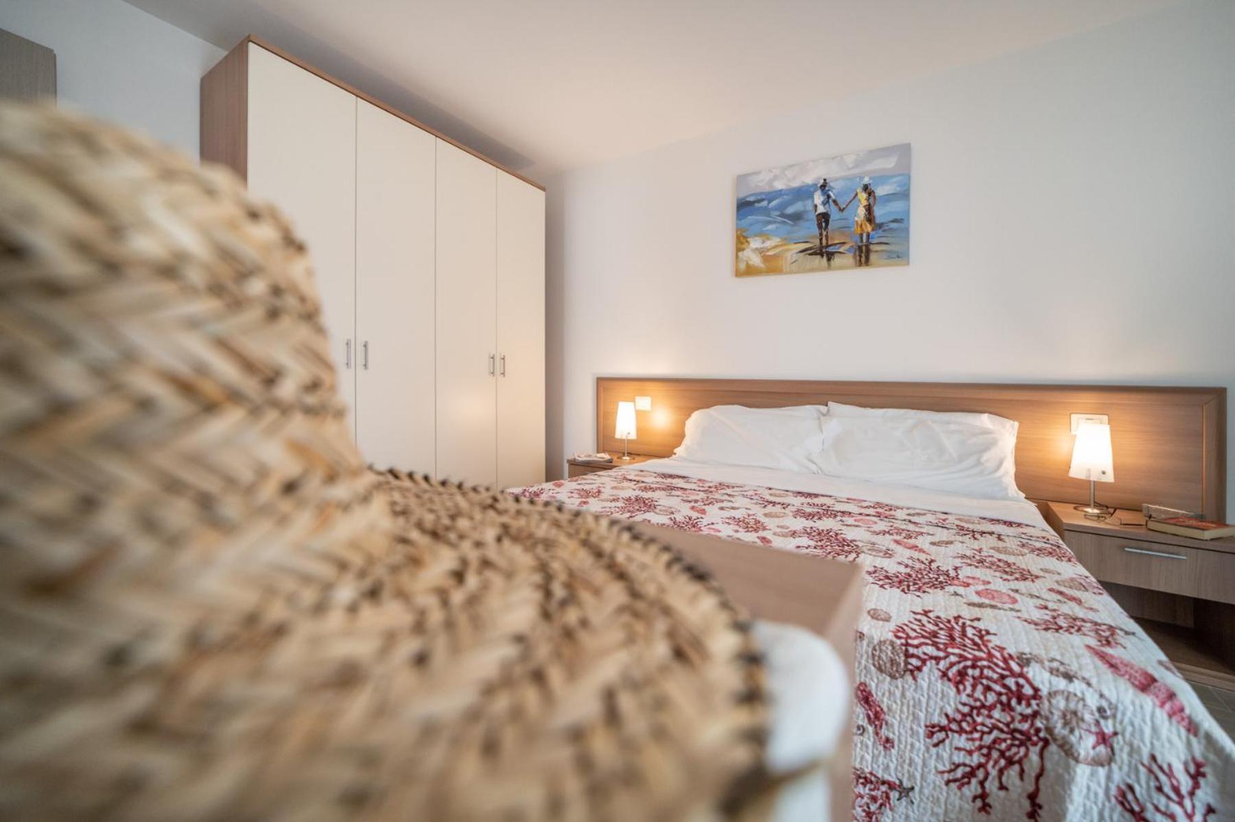Apartamento Residenza Monica Lignano Sabbiadoro Exterior foto