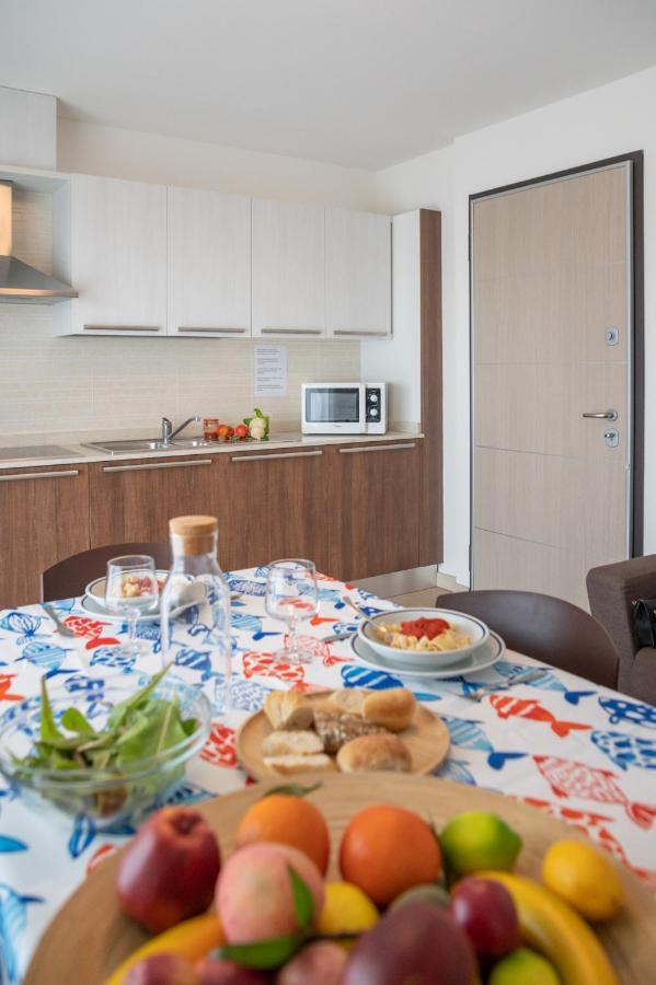 Apartamento Residenza Monica Lignano Sabbiadoro Exterior foto
