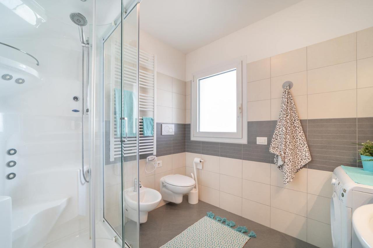 Apartamento Residenza Monica Lignano Sabbiadoro Exterior foto